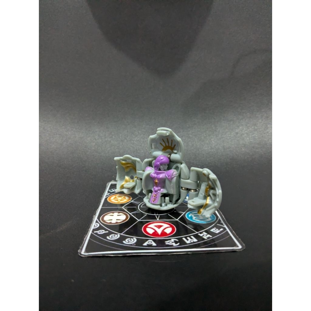 Bakugan Haos Lars Lion Legendary Six