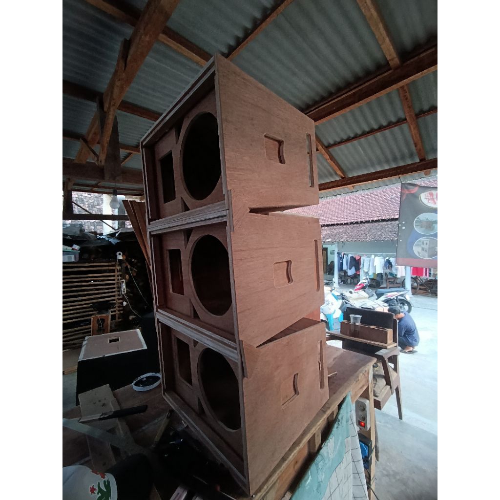 box midel line array 10inc