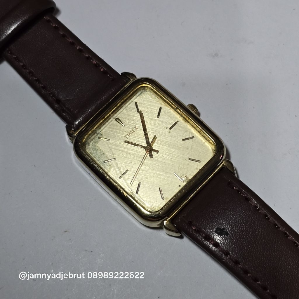 Jam Tank Timex T87 Vintage Bekas