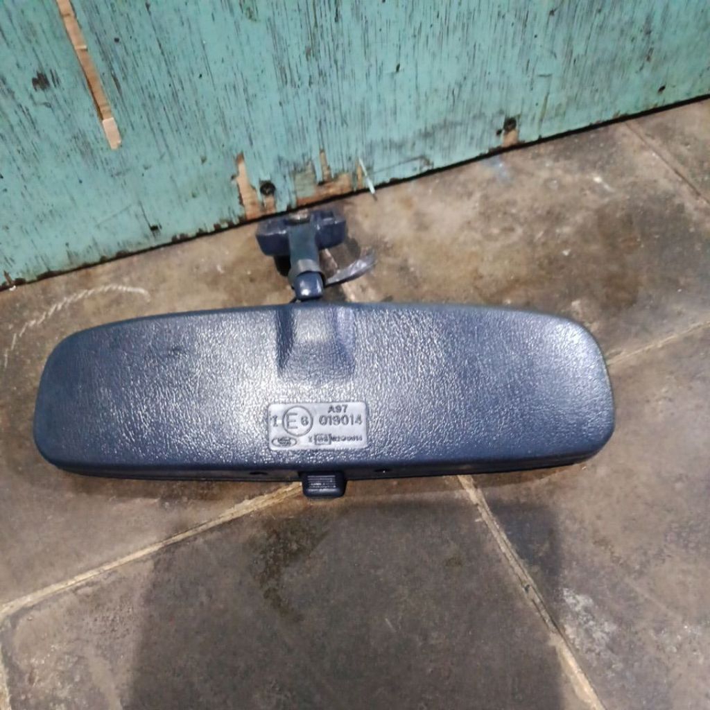 spion tengah dalam accord maestro