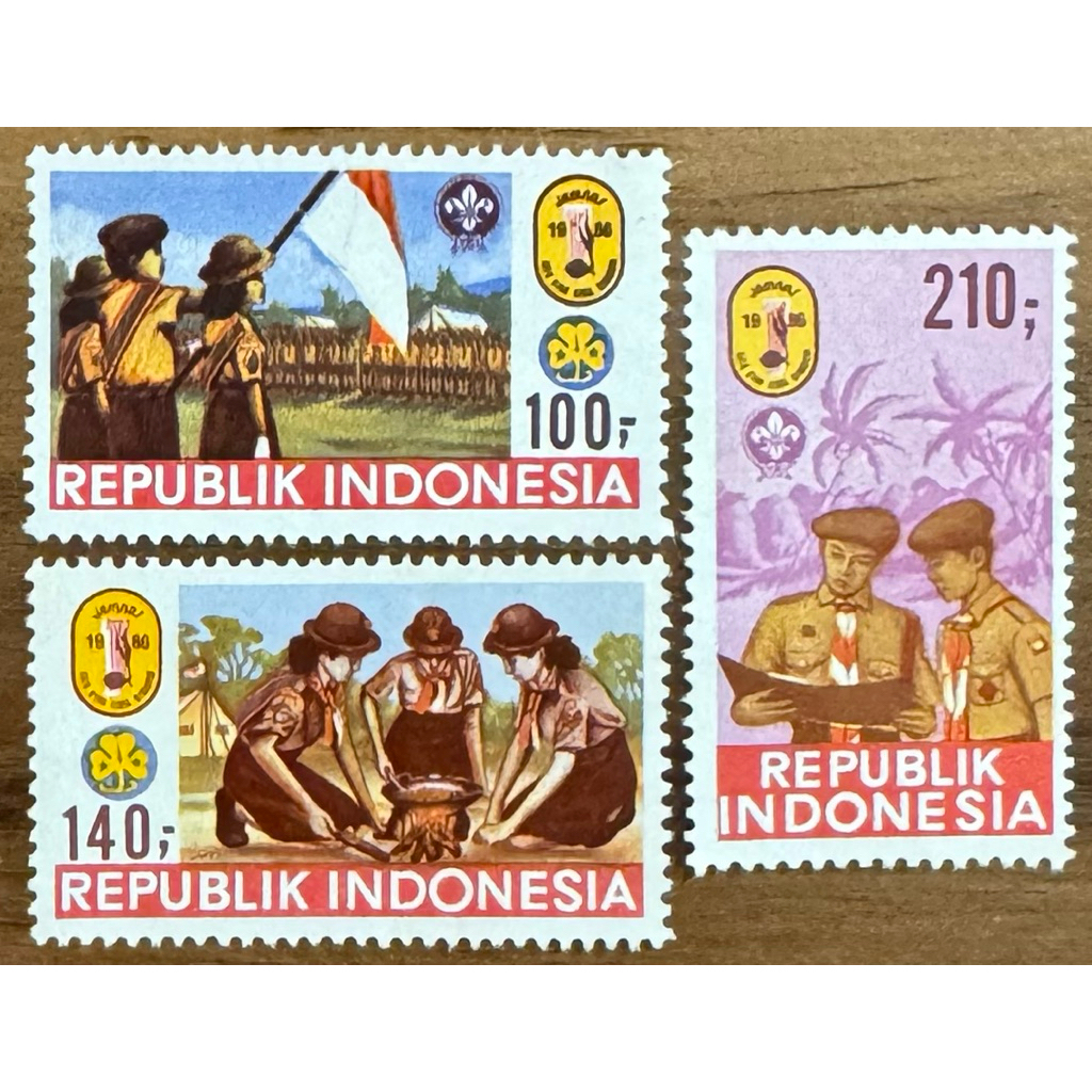 Prangko Kuno Set “Jamnas 1986” (Filateli)