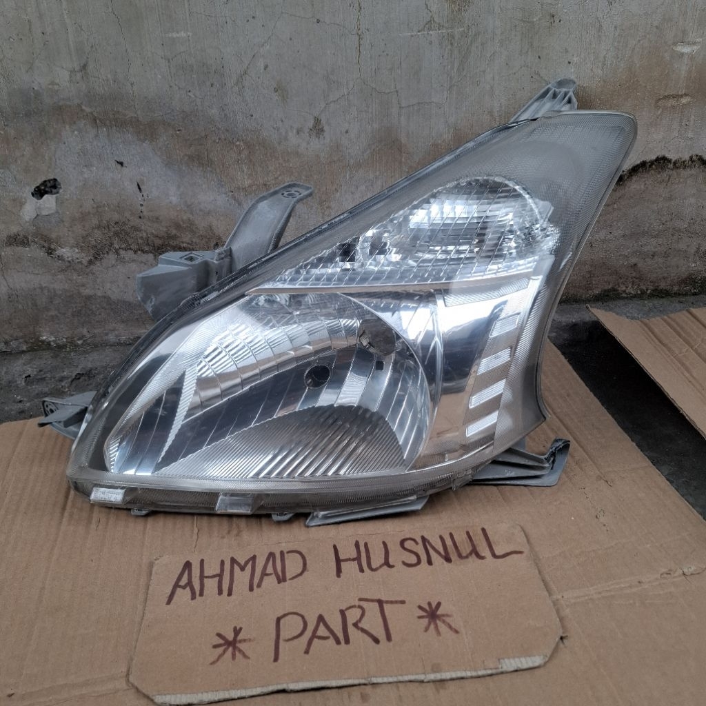 lampu depan headlamp avanza xenia 2012 2013 2014 2015 original