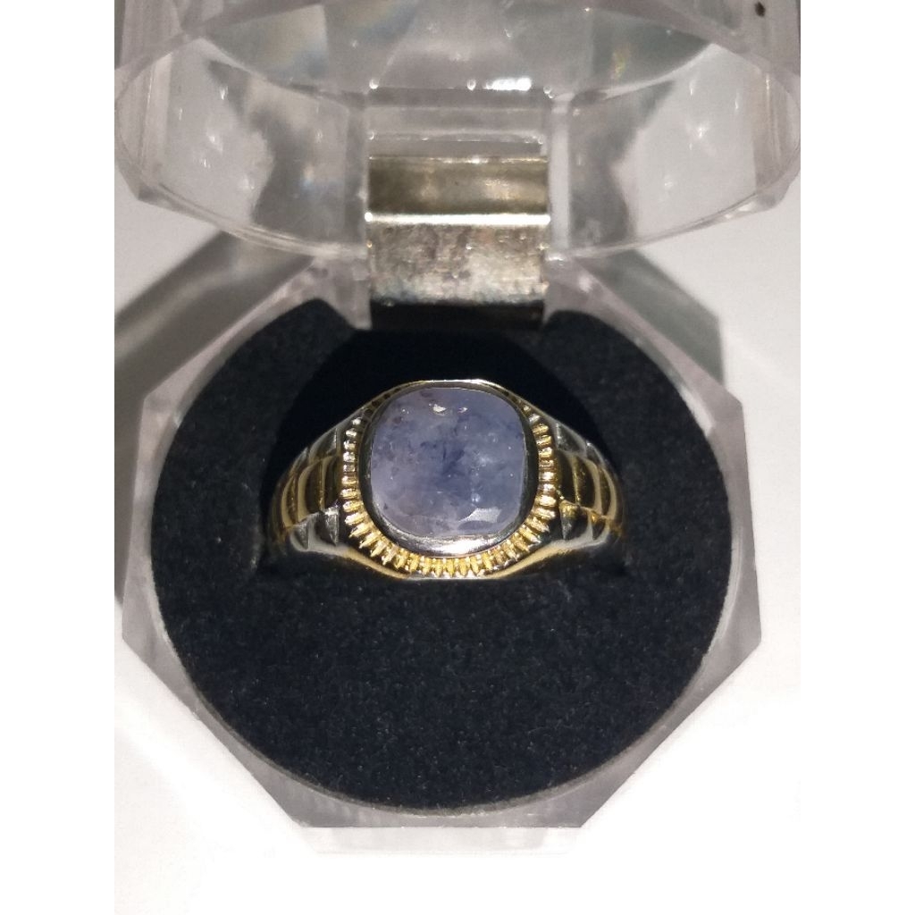 NATURAL BLUE SAPPHIRE SRILANKA