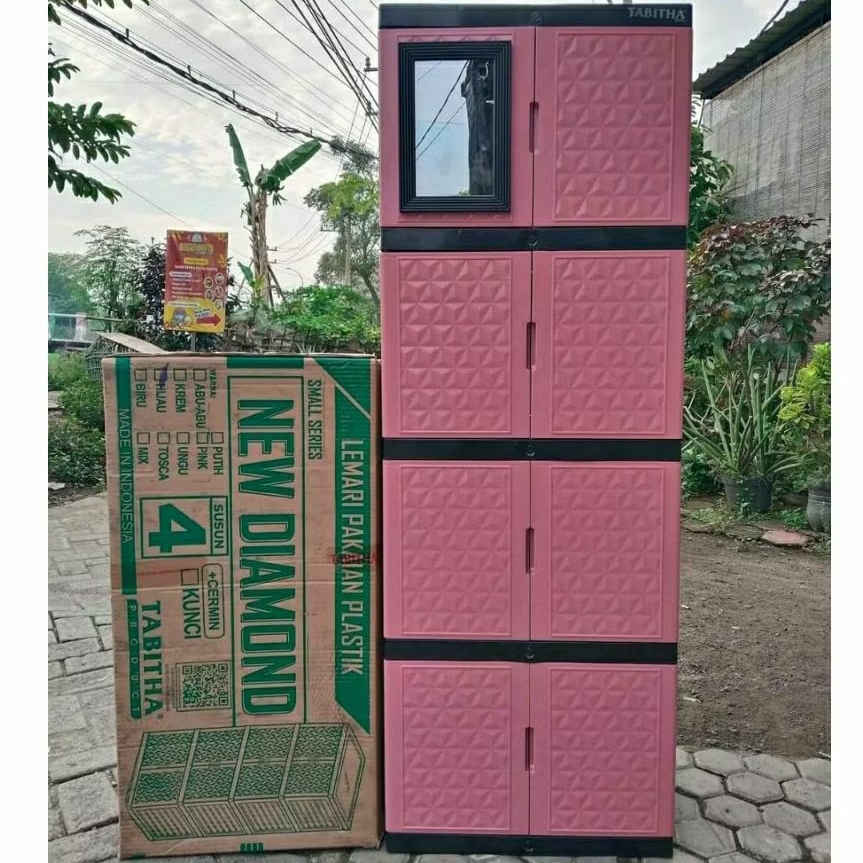 Lemari plastik susun 4 kaca Tabitha