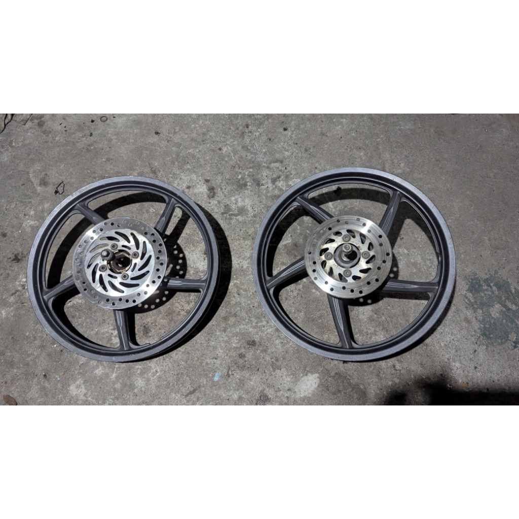 Velg Original Supra X 125 FI / Supra X 125 Helm In
