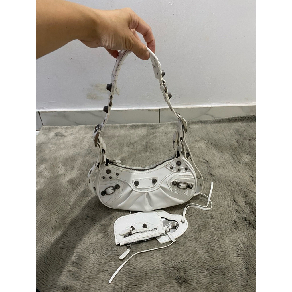 sling and shoulder bag putih kulit pecah 1000
