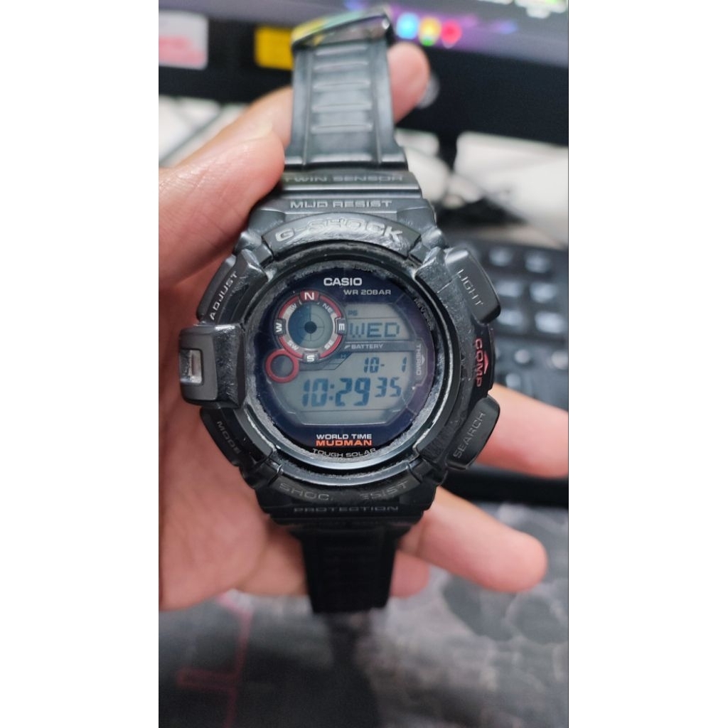G-Shock G 9300-1 second