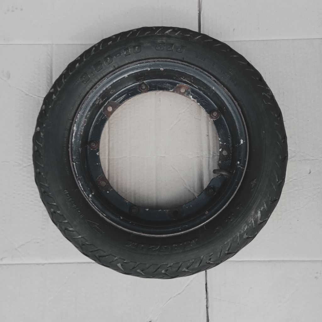 velg pelk vespa ring 10 set Ama ban IRC original seken