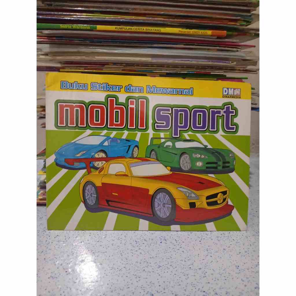 BUKU STIKER DAN MEWARNAI MOBIL SPORT