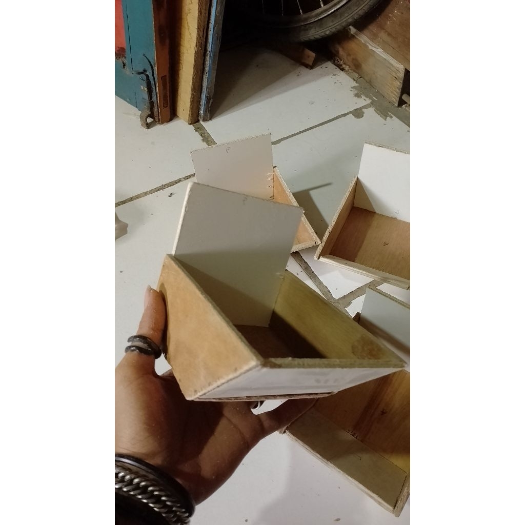 kotak sarang burung kenari