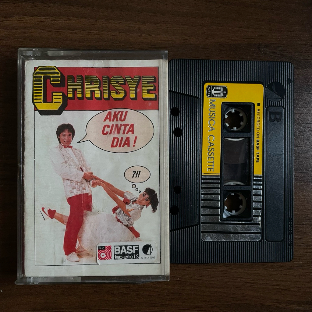 Kaset pita - Chrisye - Aku Cinta Dia