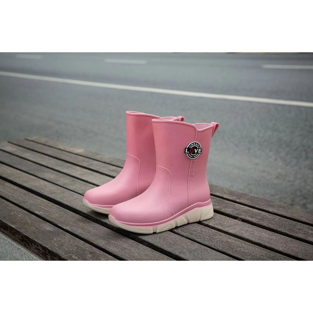 Terbaru Cuci Gudang Sepatu Boot Fashion Import Wanita