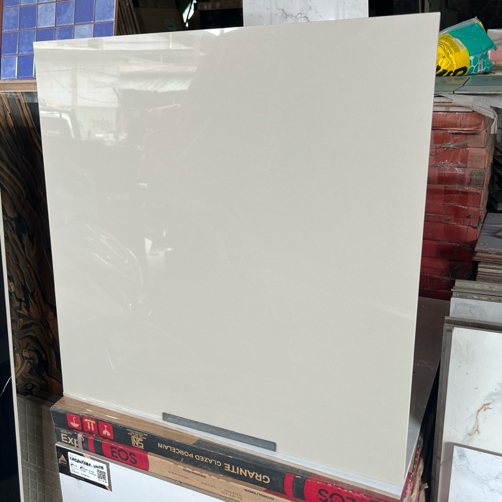 Granit 60x60 Toscana Cream Polos | Glossy
