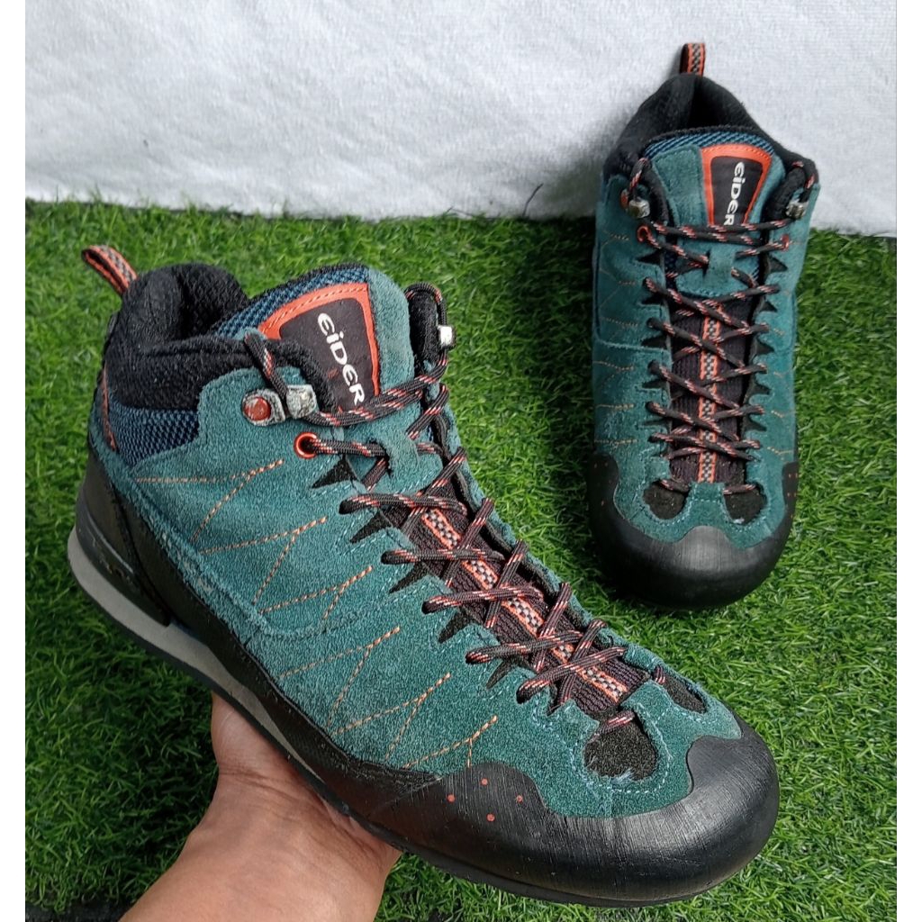 Sepatu Outdoor Second EIDER mid cut 40/25cm