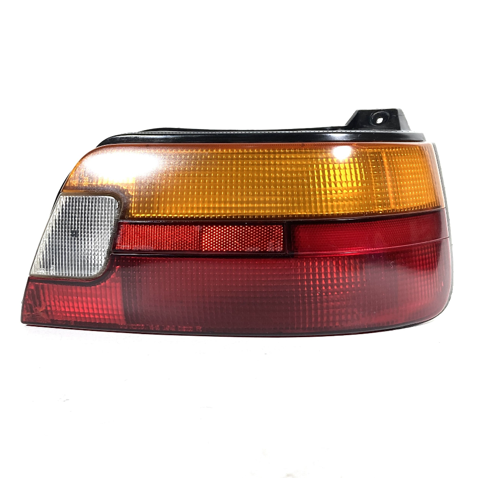 Stoplamp / Lampu Belakang Kanan Toyota Starlet Kapsul EP80 1991–1998 Original Koito Japan