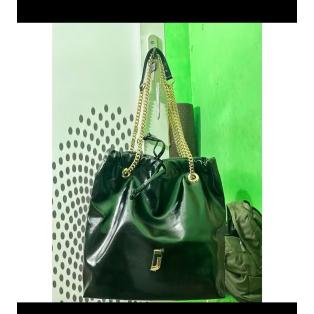 by jodan x ta by TRZ  her bag  tas preloved large/big size