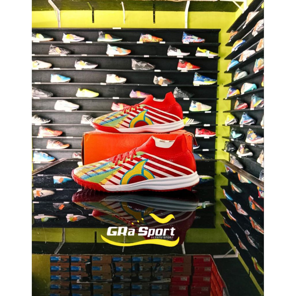 Sepatu Futsal Ortus Catalyst Glitch In - Sepatu Futsal Original - Sepatu Futsal Ortus - Ortred White