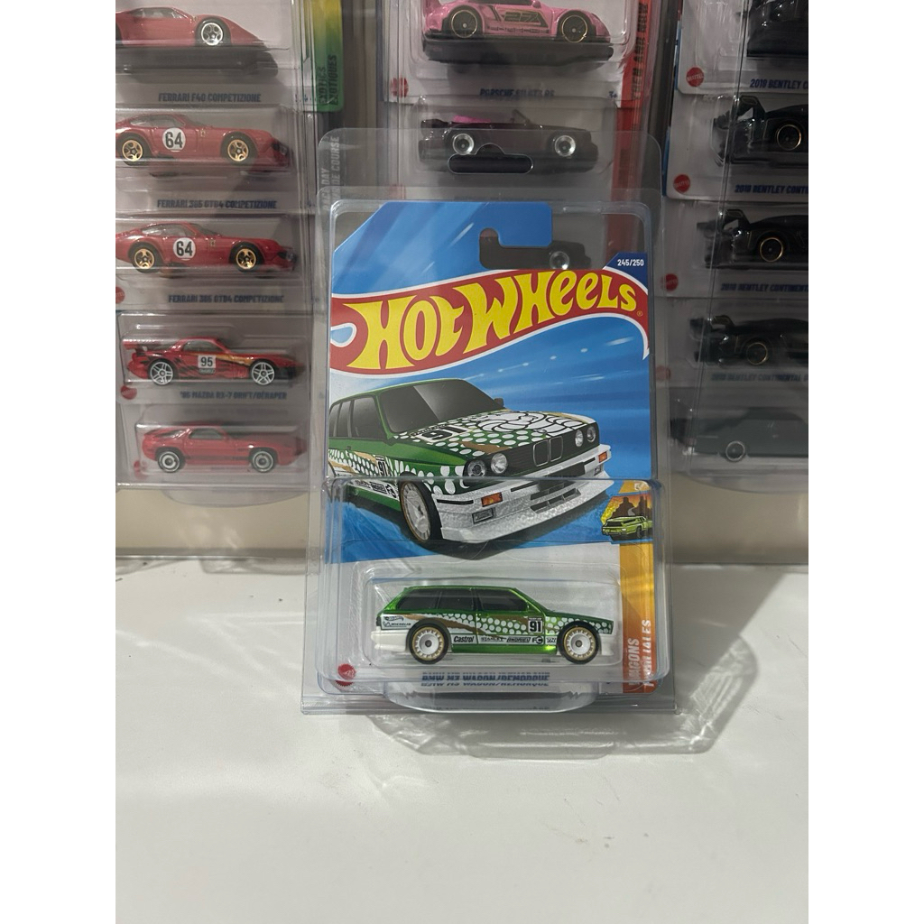 HOT WHEELS SUPER TREASURE HUNT BMW M3 WAGON