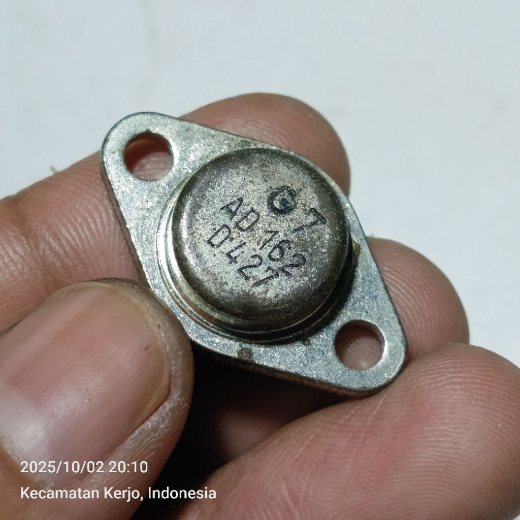 transistor jengkolan AD 162 PNP original NOS baru stok lama