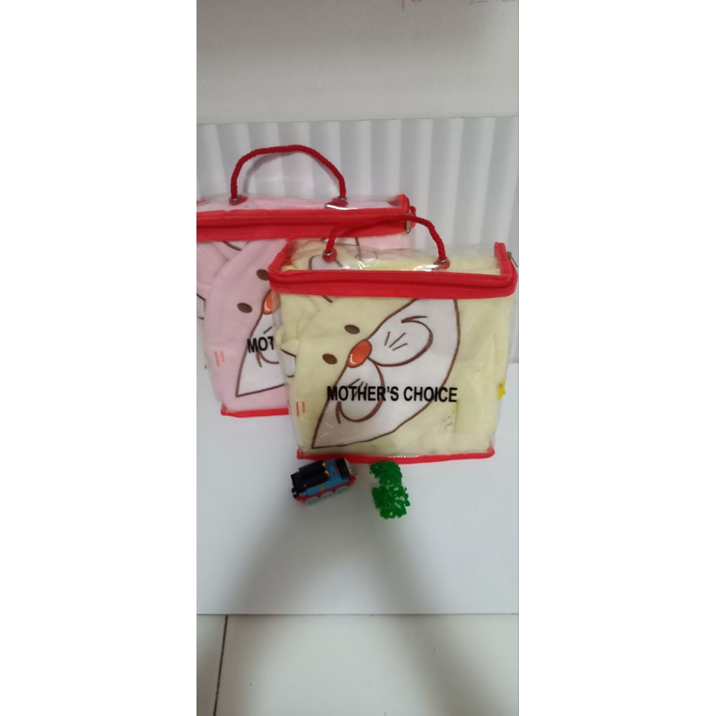 selimut bayi baru lahir