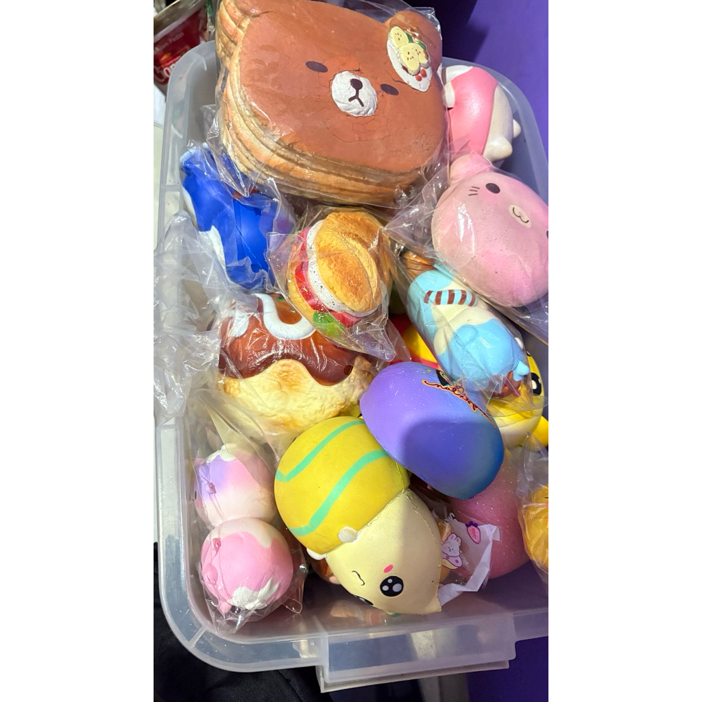 PrelovedSquishyIbloom|MacaroonIB,BillietheWhaleIB,ShareBreadIB