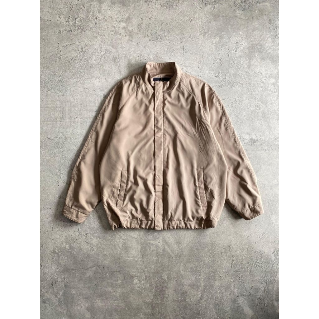 Casual Countess Mara