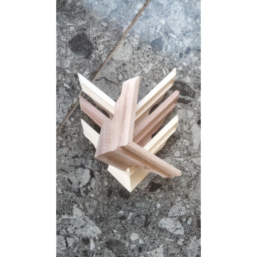 kaki sangkar model decu