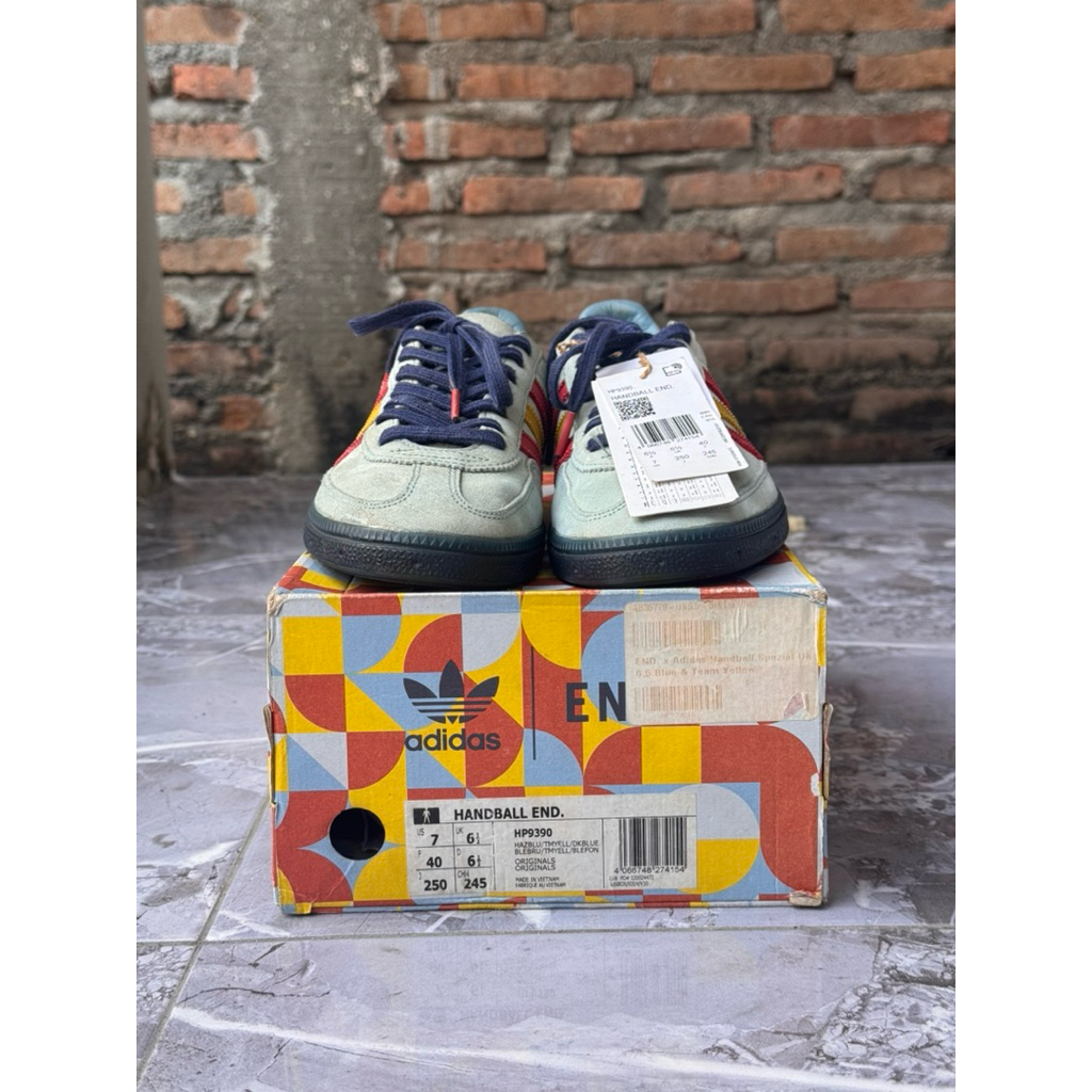 Adidas Spezial x END size 40