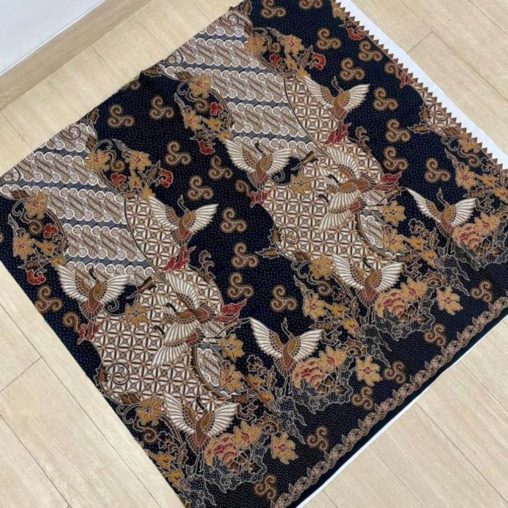 Kain Batik Katun Premium Motif Burung Bangau Terbang