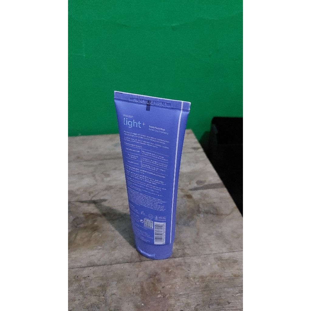 Wardah Lightening Gentle Facial Wash