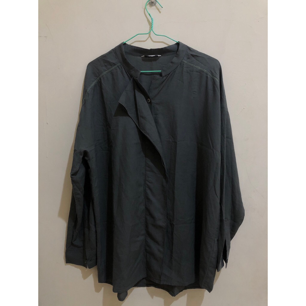 PRELOVED KEMEJA CASUAL WANITA HIJAU ARMY