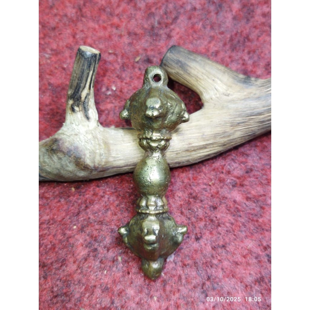 KOLEKSI LIONTIN VAJRA WESIKUNING