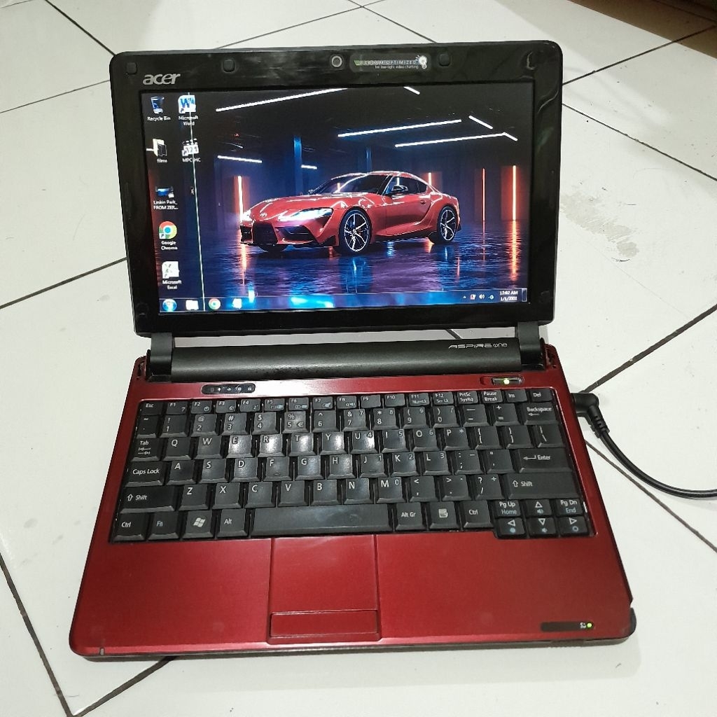 Laptop murah acer aspire one