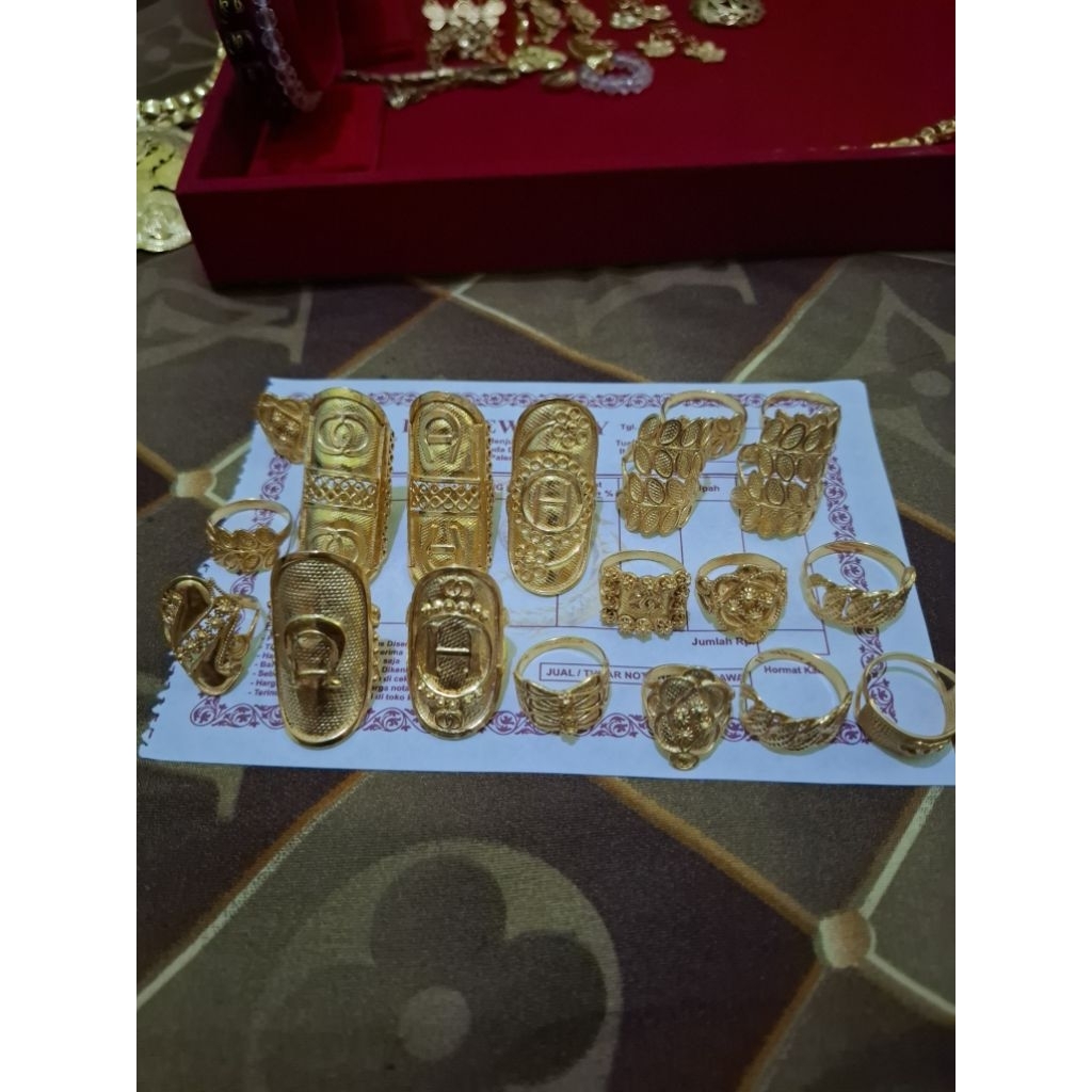 Cincin ½suku dan 1suku Emas muda