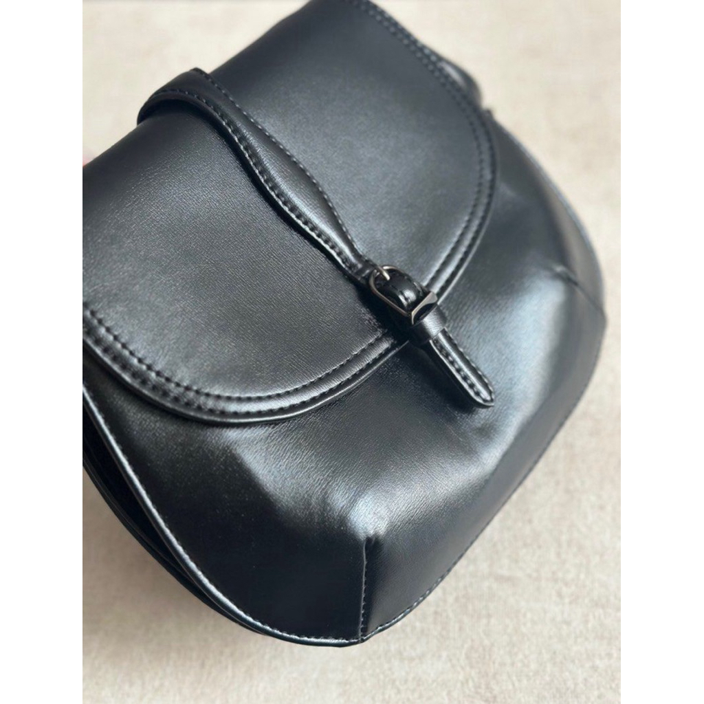 tas zara oval shoulder bag