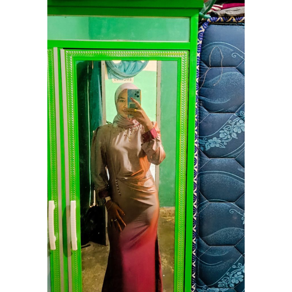 Dress Gradasi
