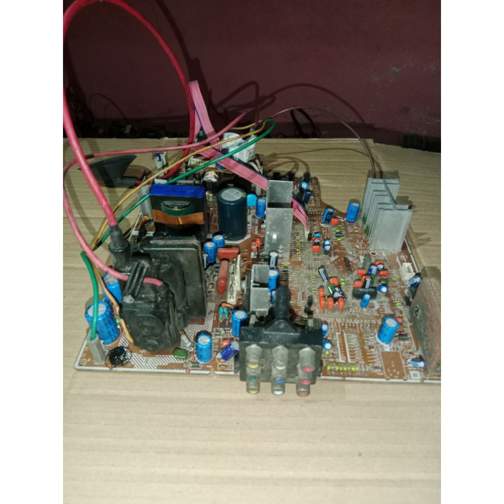 mesin tv tabung samsung 21 in slim copotan belum di test/ apa ada nya