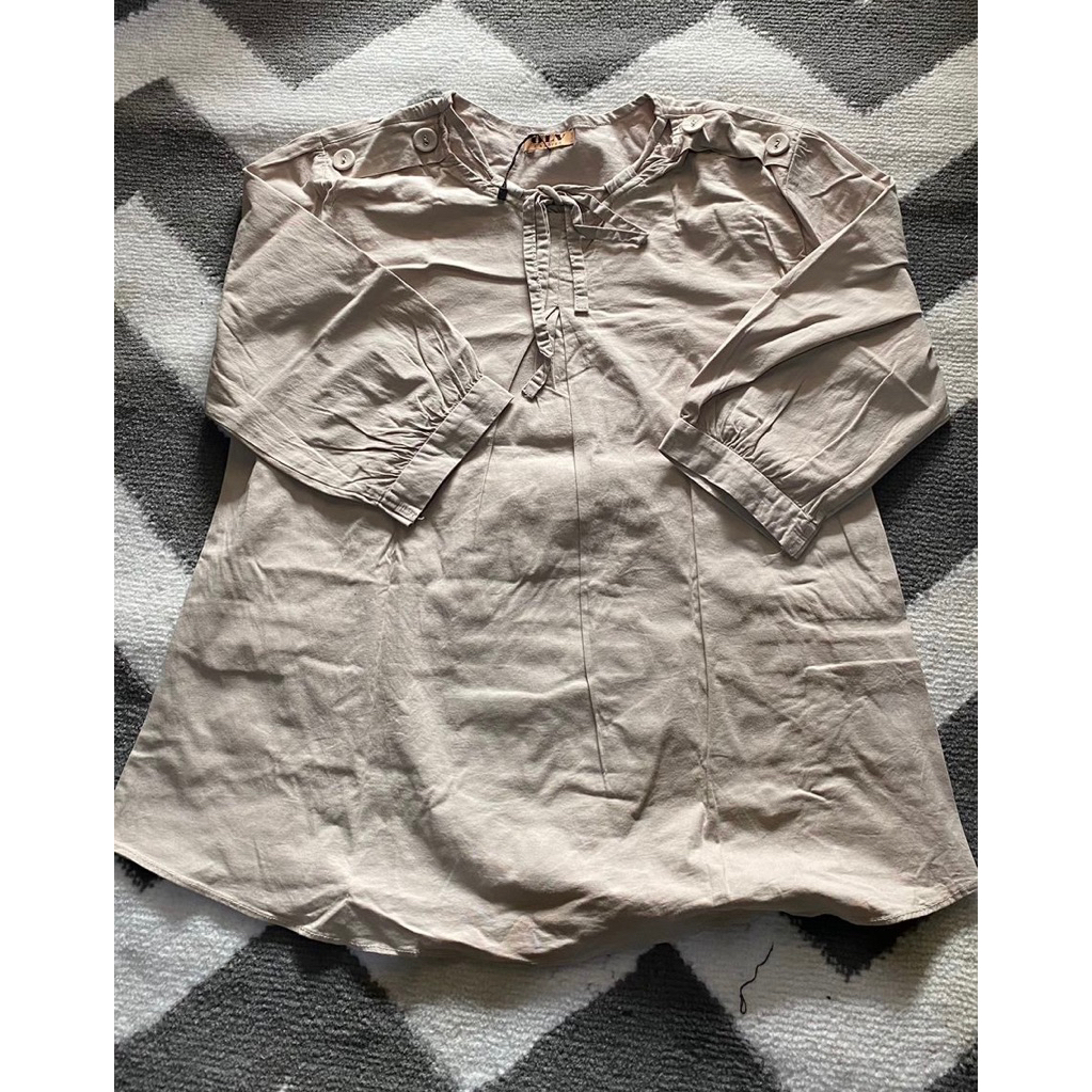 Jual Baju Tunik Warna Cream Wanita Preloved - Lengan Panjang