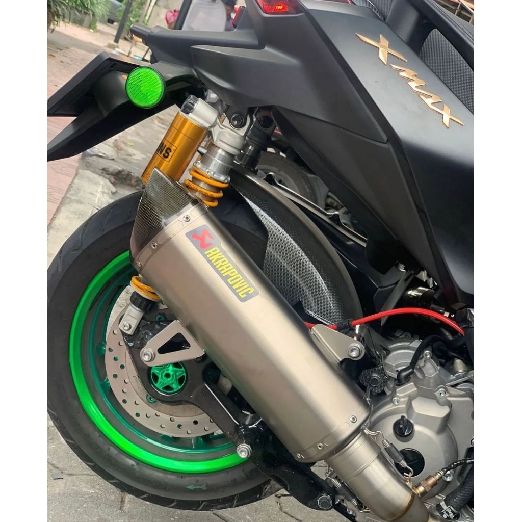 KNALPOT SLIP ON AKRAPOVIC YAMAHA XMAX TITAN ORI SLOVENIA