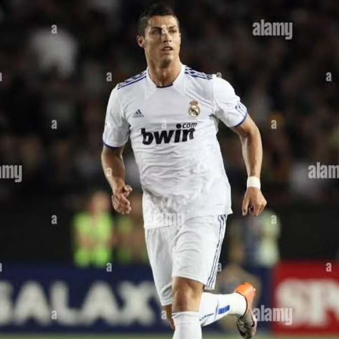 Jersey Real Madrid Original 2010-2011 Home Small