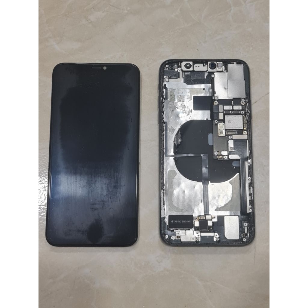 mesin iphone 11 promax lock icload