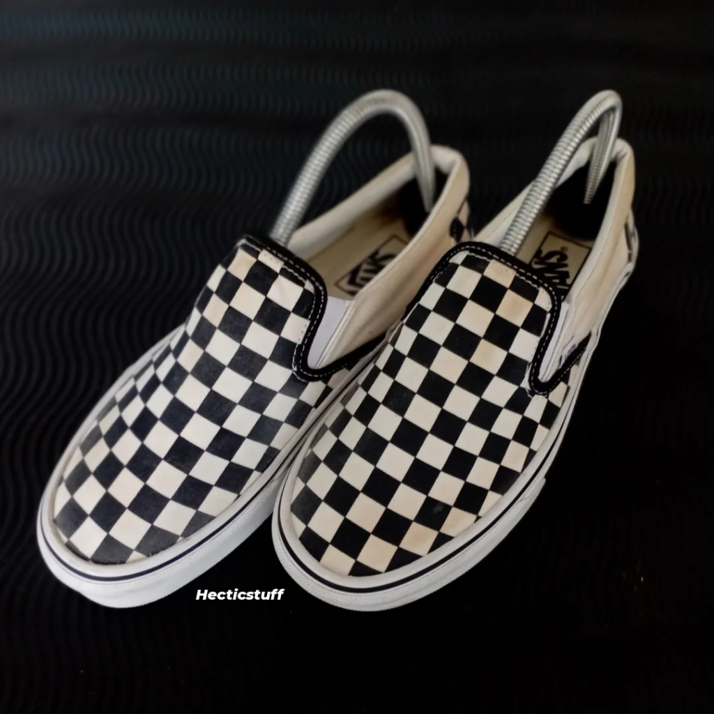Sepatu Slip On Corak Catur Pria/Wanita Size 39 Original Vans