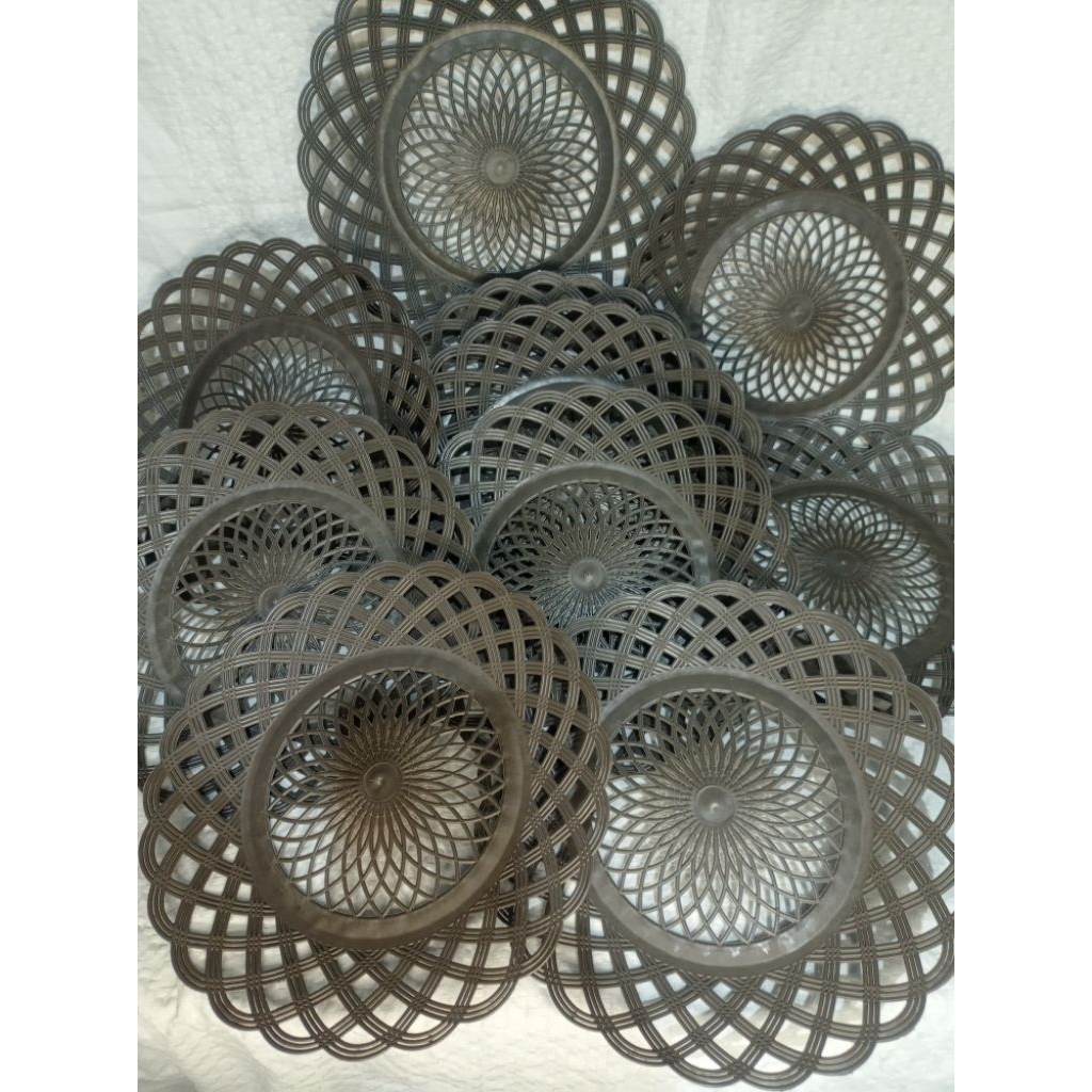 Piring Rotan Plastik murah bagus Praktis Seribuan x 12 pcs