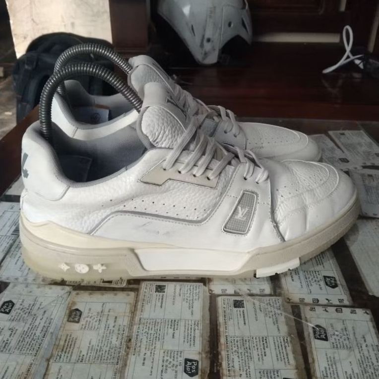 LV_TRAINER- tag tunggal 10