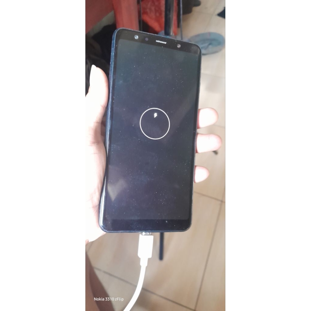 samsung a7 2018 minus mati total