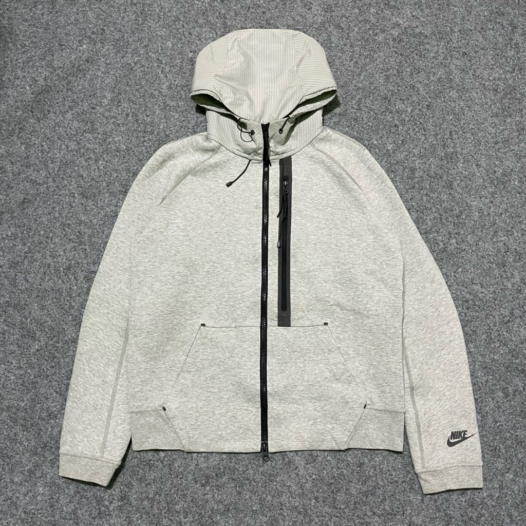 Hoodie Nike tech reflectif