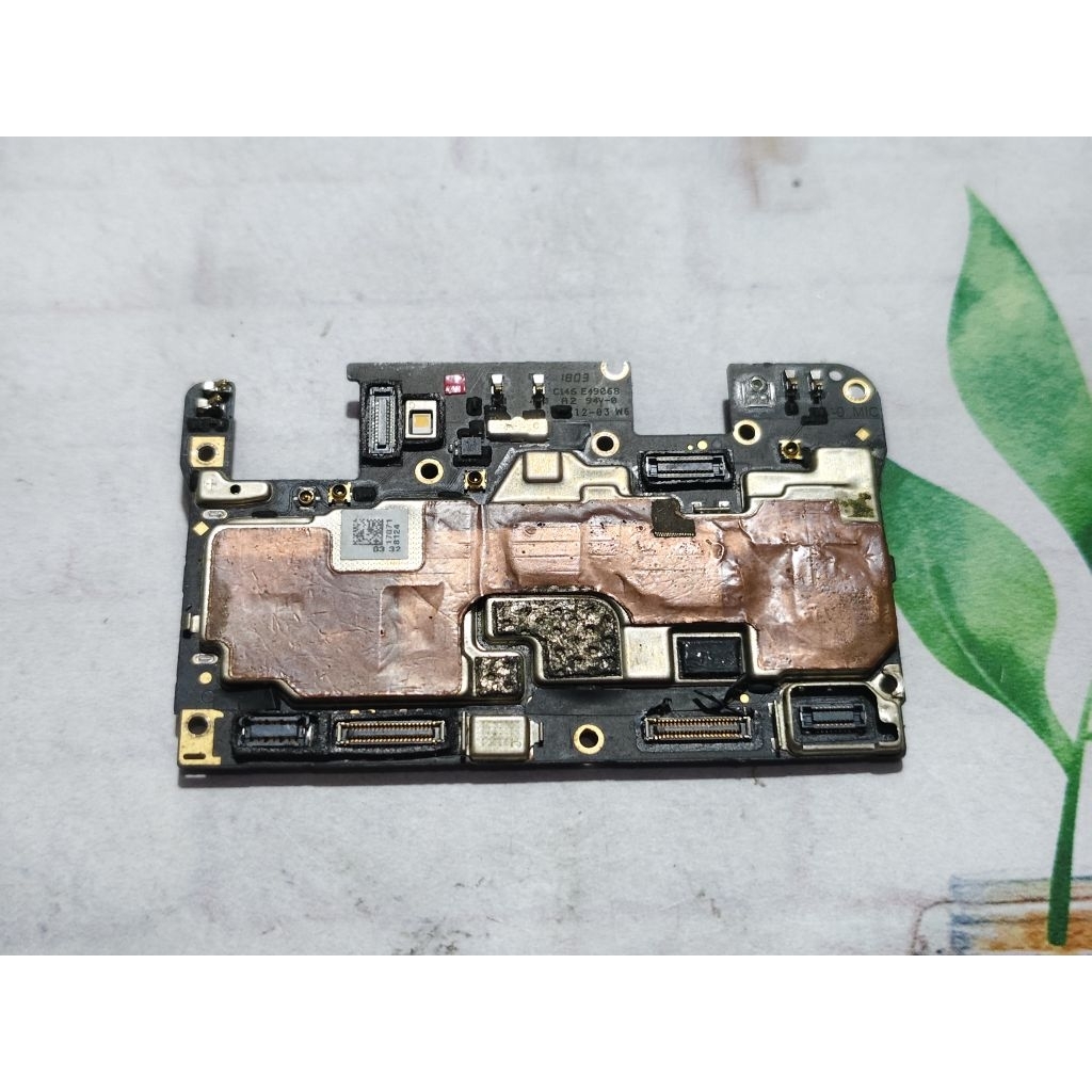 MESIN OPPO F5 RAM 4/64 KONDISI HIDUP SAMPAI MENU TAPI RESTART