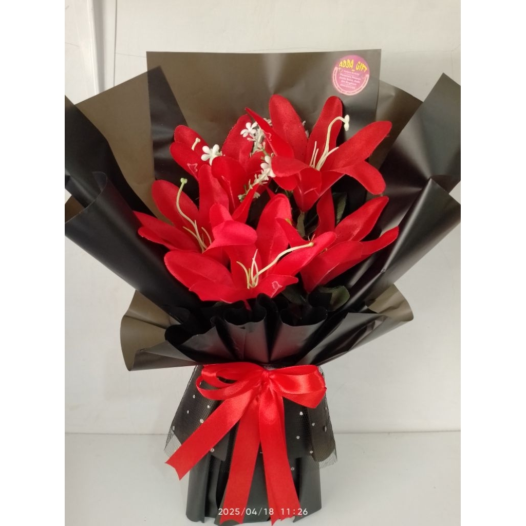 buket bunga lili merah
