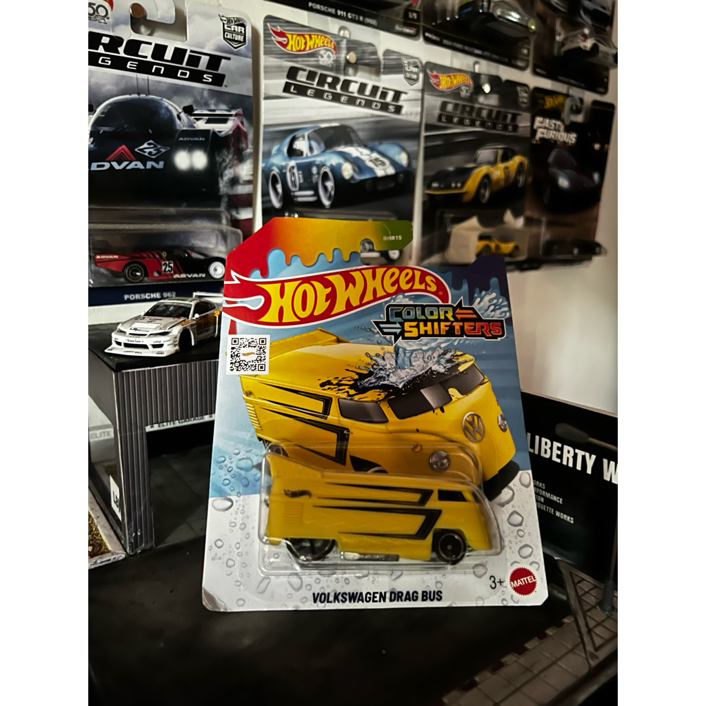 hot wheels vw drag bus color shifter