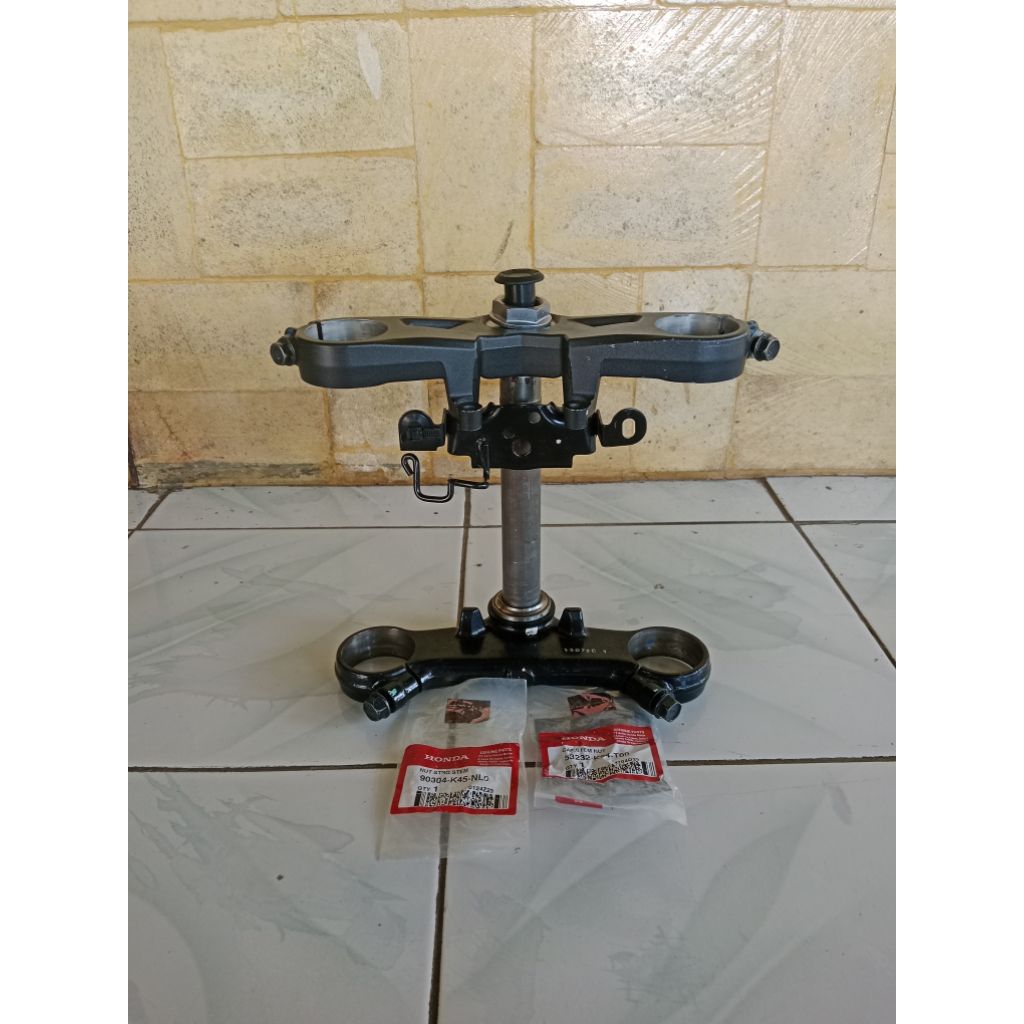 segitiga atas dan bawah cbr 150r k45r